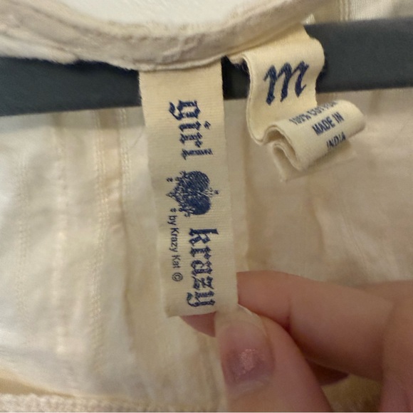 Girl Krazy Cream 100% Cotton Blouse - Picture 6 of 11